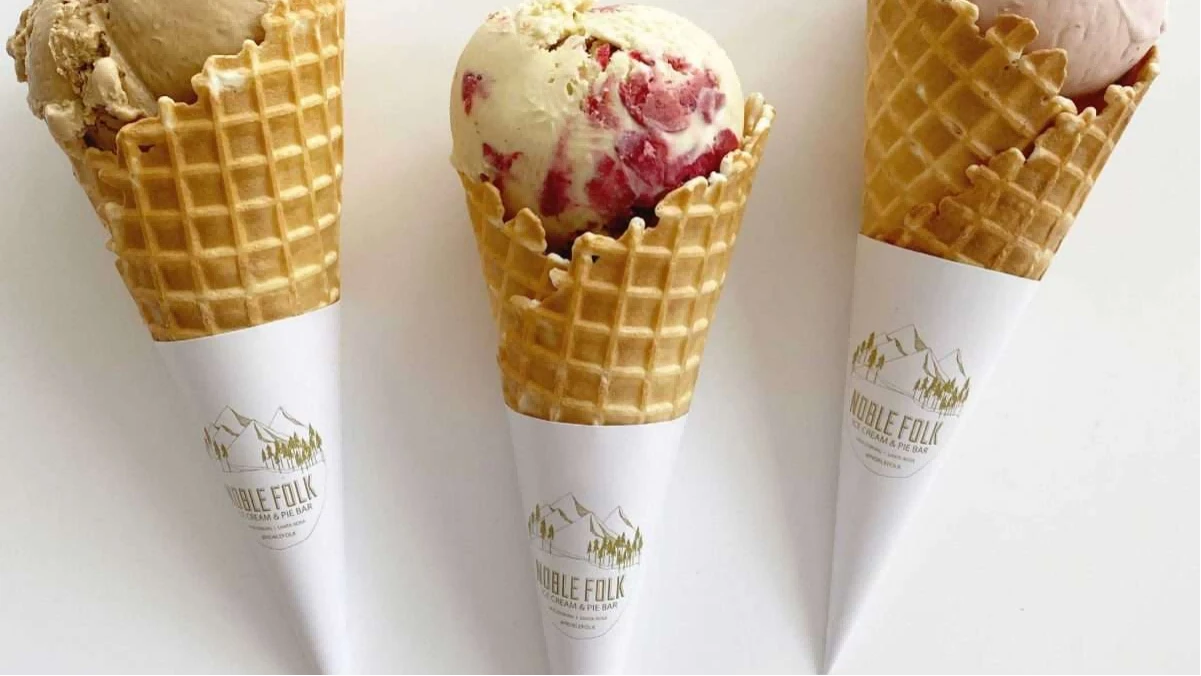 Waffle cone sleeves 4 Waffle cone sleeves 4